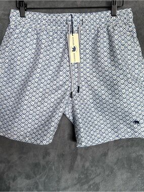 Onward reserve oyster roast coconut milk swim trunks pockets drawstring medium